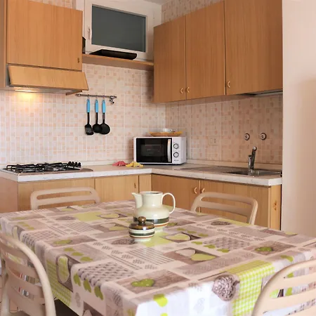 Appartamento Front With Sea View