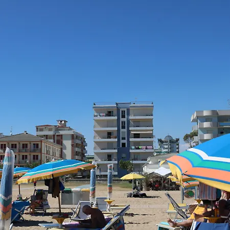 Front With Sea View Bibione