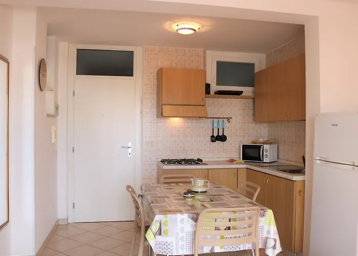 Appartamento Front With Sea View